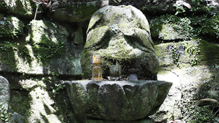 油すましの墓